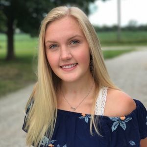 Meet your Posher, Olivia